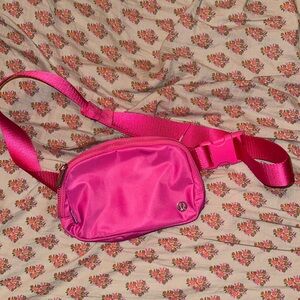sonic pink belt bag!